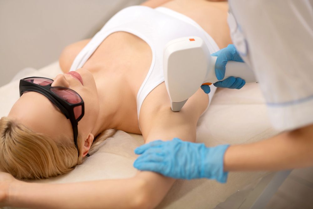 Does Laser Hair Removal Hurt Compared to Other Methods? A Comprehensive Analysis